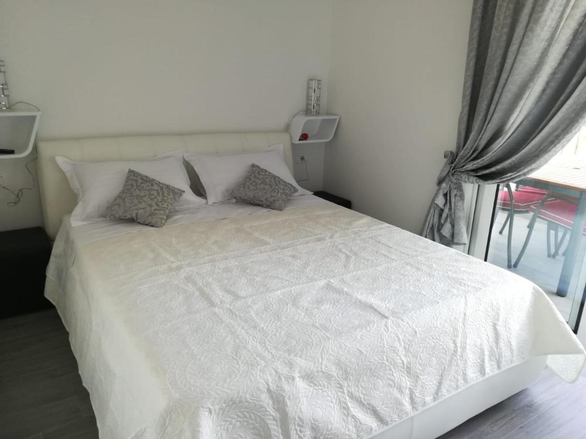 Apartmani Ljubo Split Exterior foto